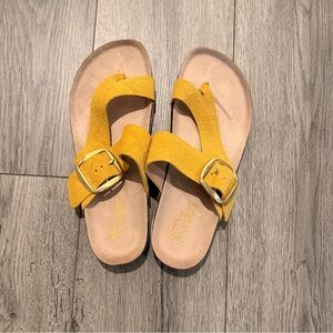 White Mountain Yellow Sandals with Buckle